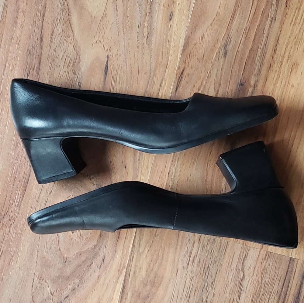 Aerology Shoes